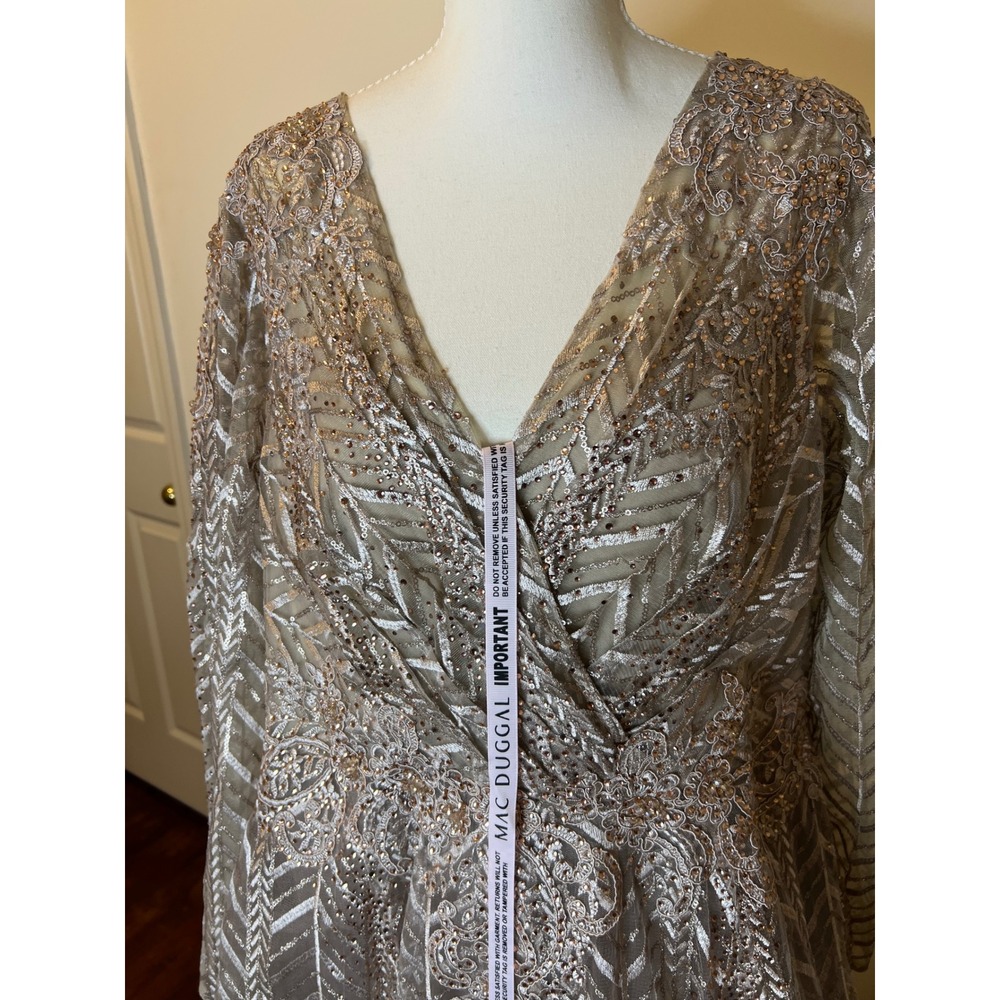 Mac Duggal Chevron Sequin Lace Long Sleeve Gown Taupe Gold Formal A Line size 16 - Picture 10 of 16